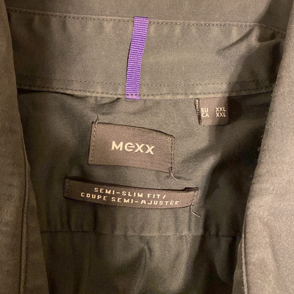 Men’s shirt sleeved button down shirt - Picture 3 of 4